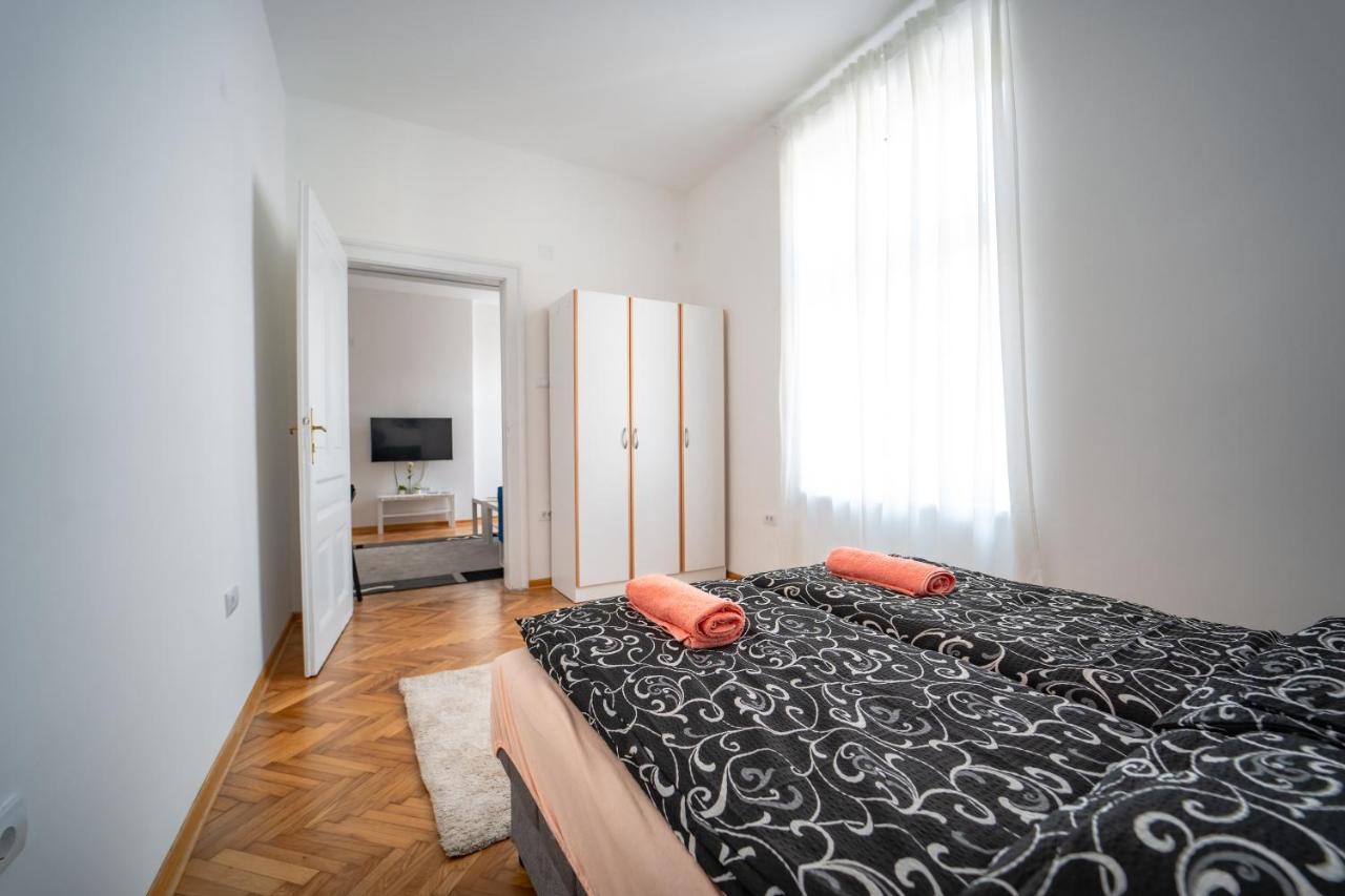 Botanical9, Belgrade Centre, 2 Bedroom Apartment المظهر الخارجي الصورة