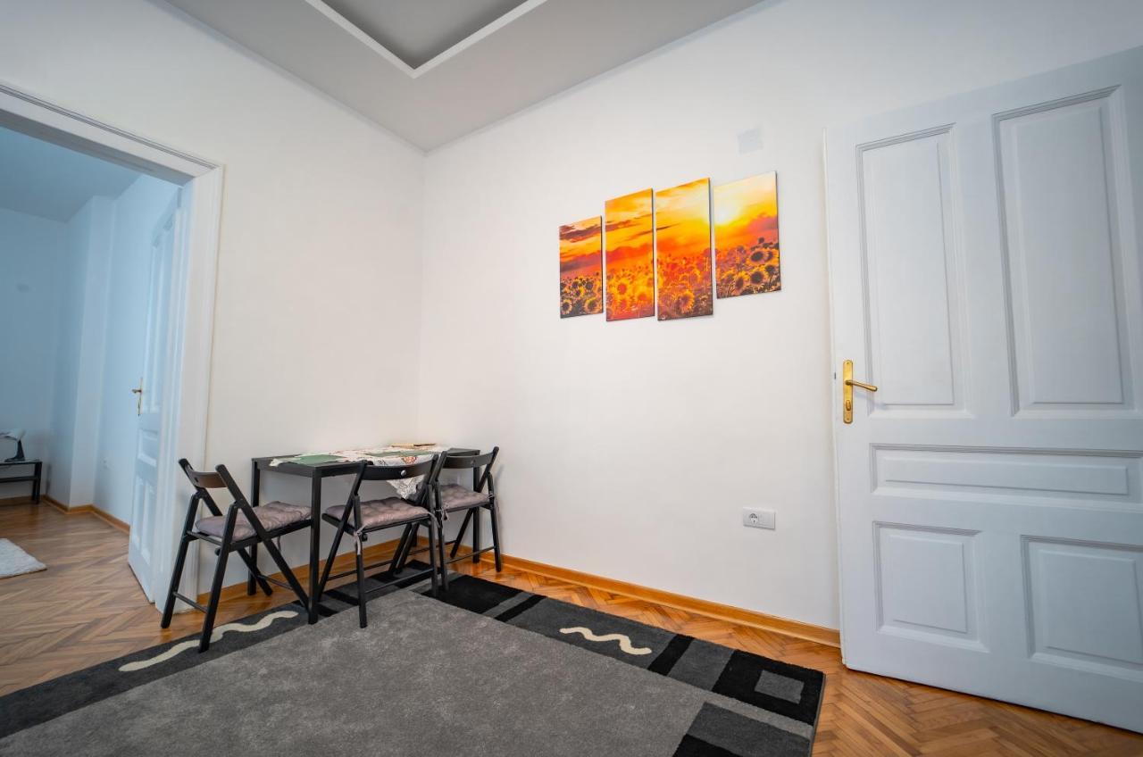 Botanical9, Belgrade Centre, 2 Bedroom Apartment المظهر الخارجي الصورة