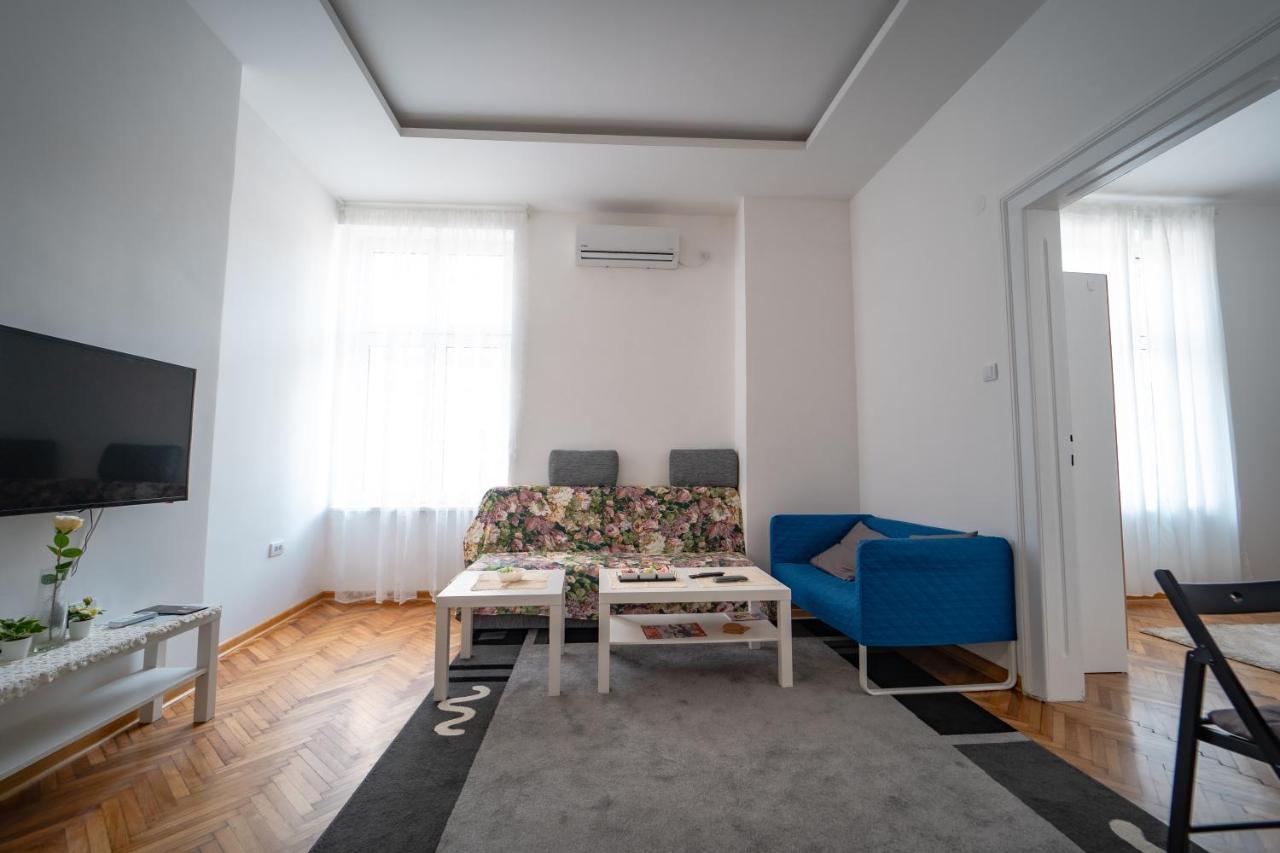 Botanical9, Belgrade Centre, 2 Bedroom Apartment المظهر الخارجي الصورة